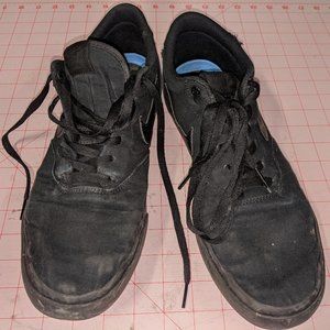 NIKE SB CHARGE Men's Skate Sneaks 13 Black Canvas